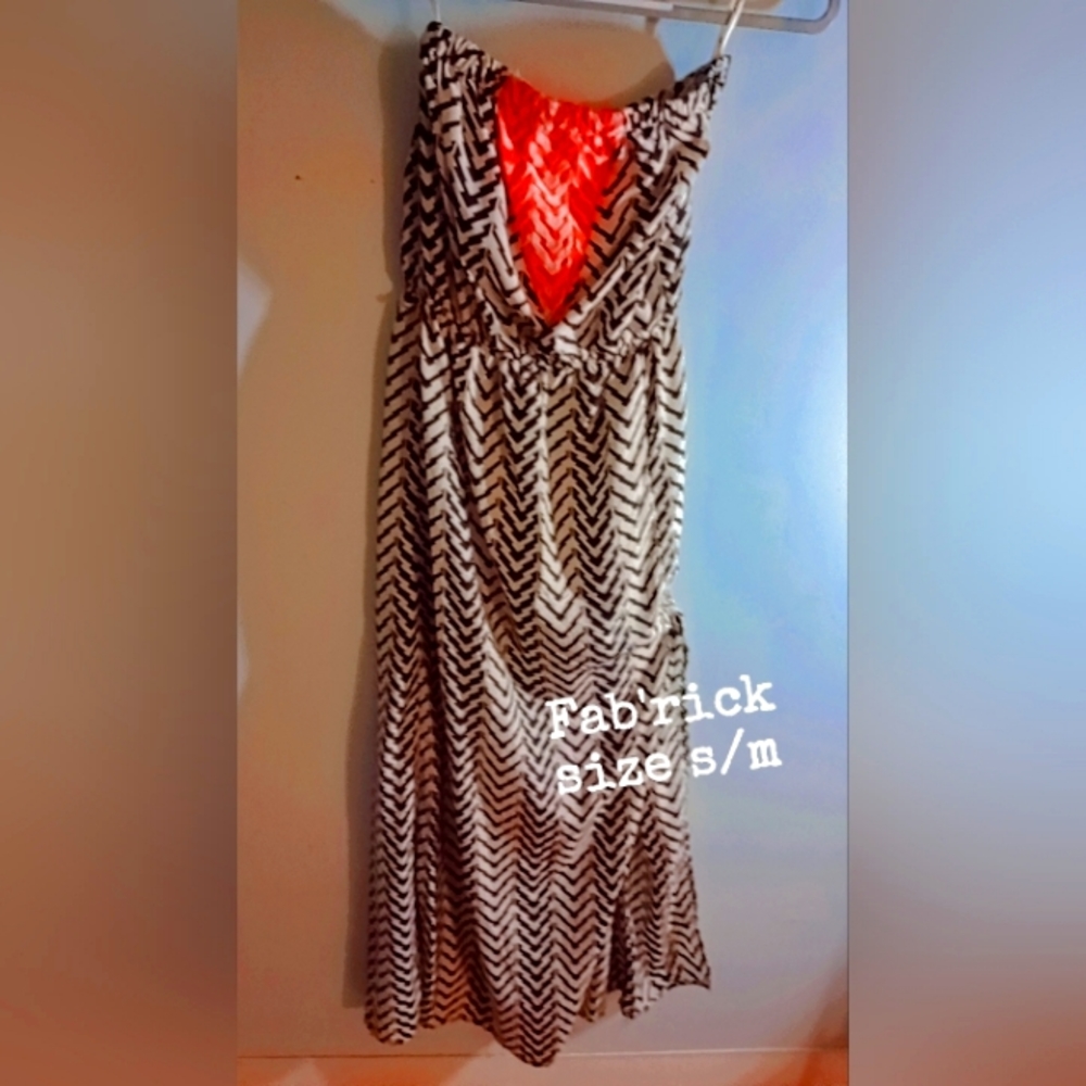 Strapless dress